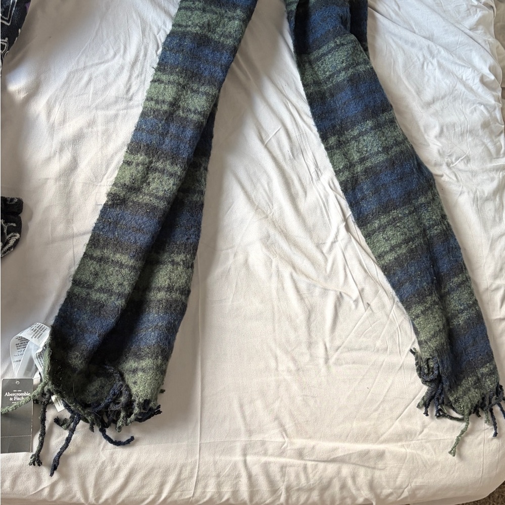 5 for $25 A&F Plaid Blue and Green Scarf